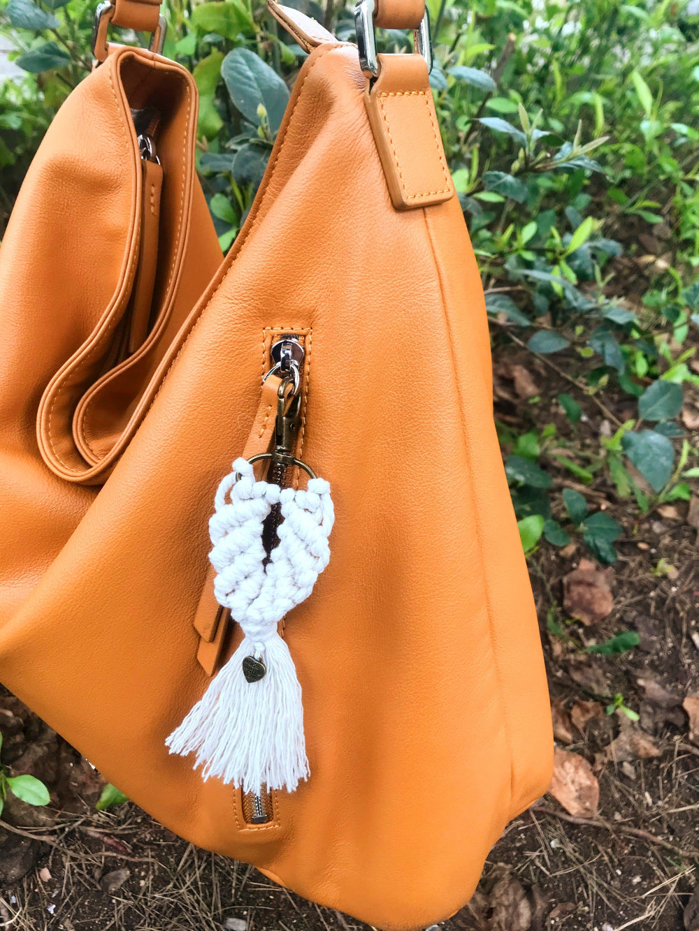 Porte-clés ou bijou de sac en macramé - Ange