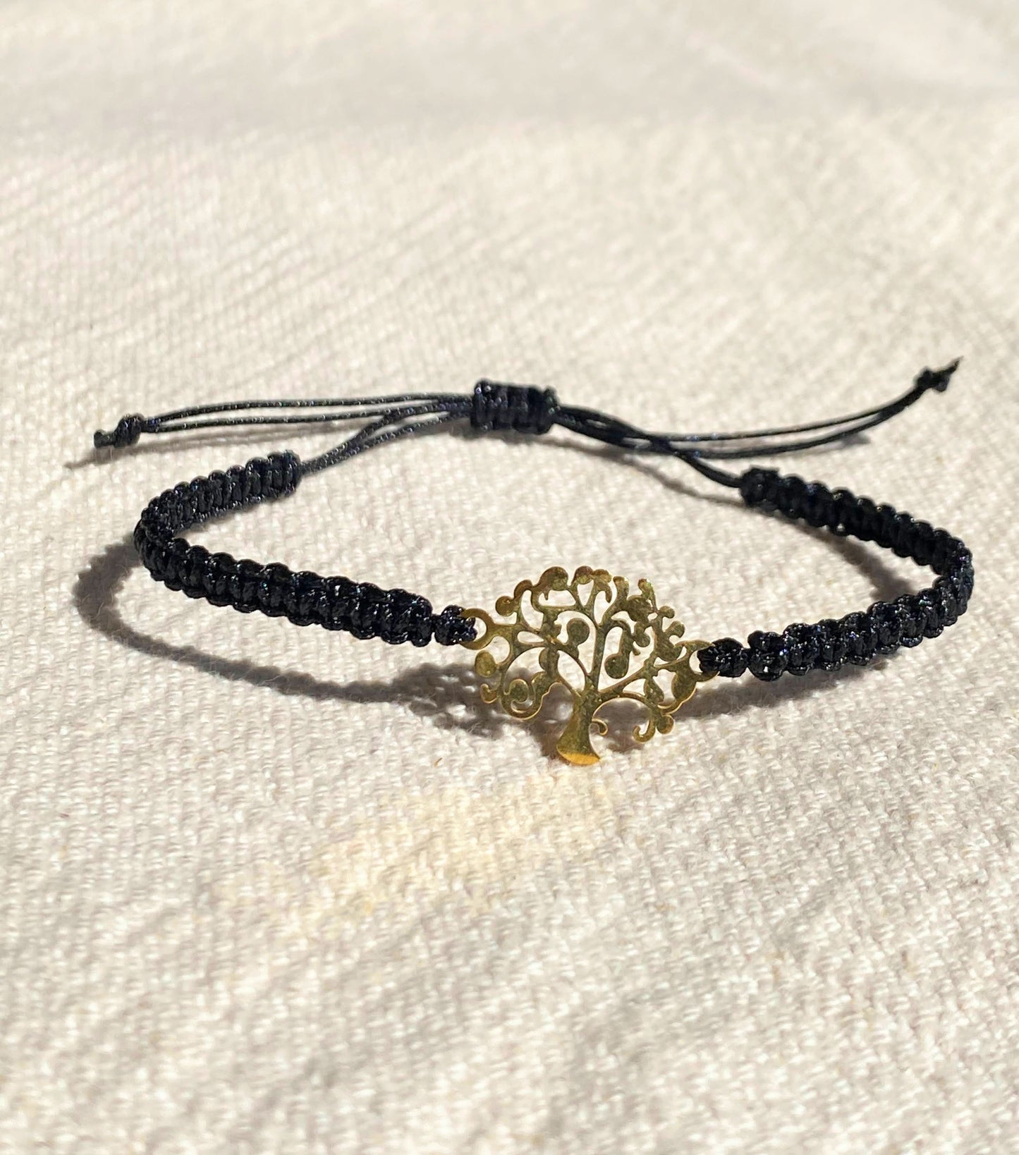 Bracelet fin en macramé -  Arbre de vie - Édition limitée