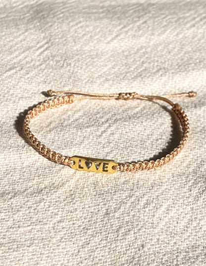 Bracelet fin en macramé -  LOVE - Édition limitée