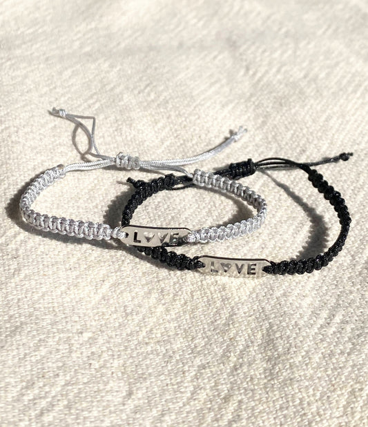Bracelet fin en macramé -  LOVE - Édition limitée