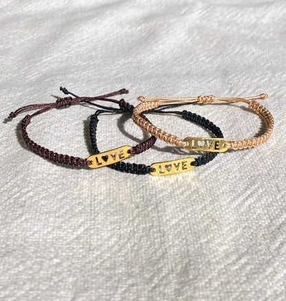 Bracelet fin en macramé -  LOVE - Édition limitée