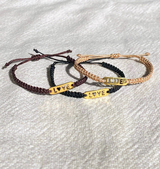 Bracelet fin en macramé -  LOVE - Édition limitée