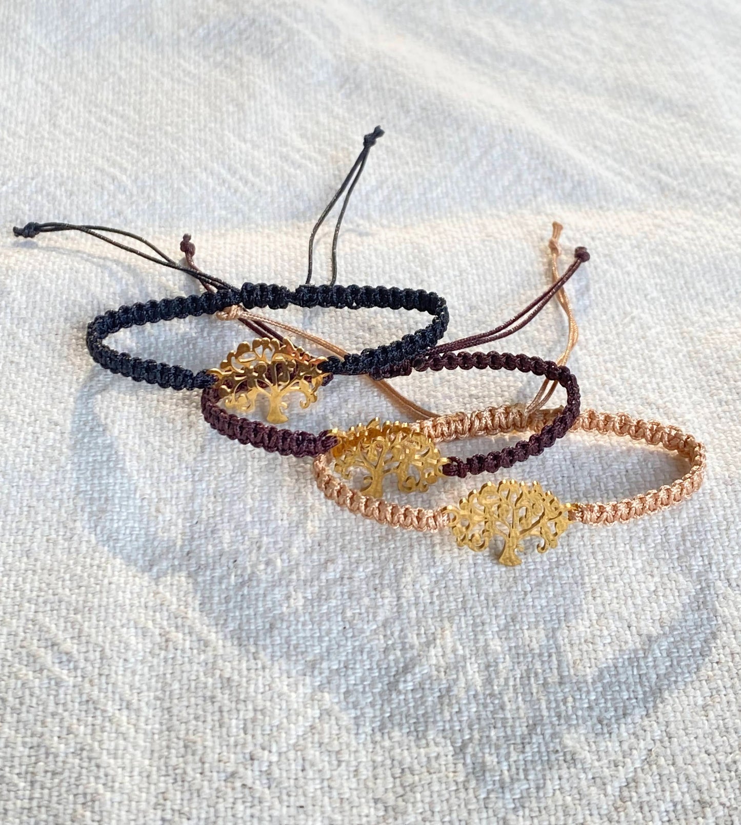 Bracelet fin en macramé -  Arbre de vie - Édition limitée