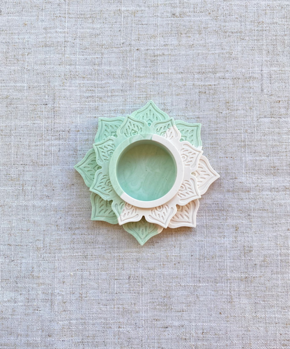 Photophore en fleur de lotus Bicolore Ivoire/Vert clair